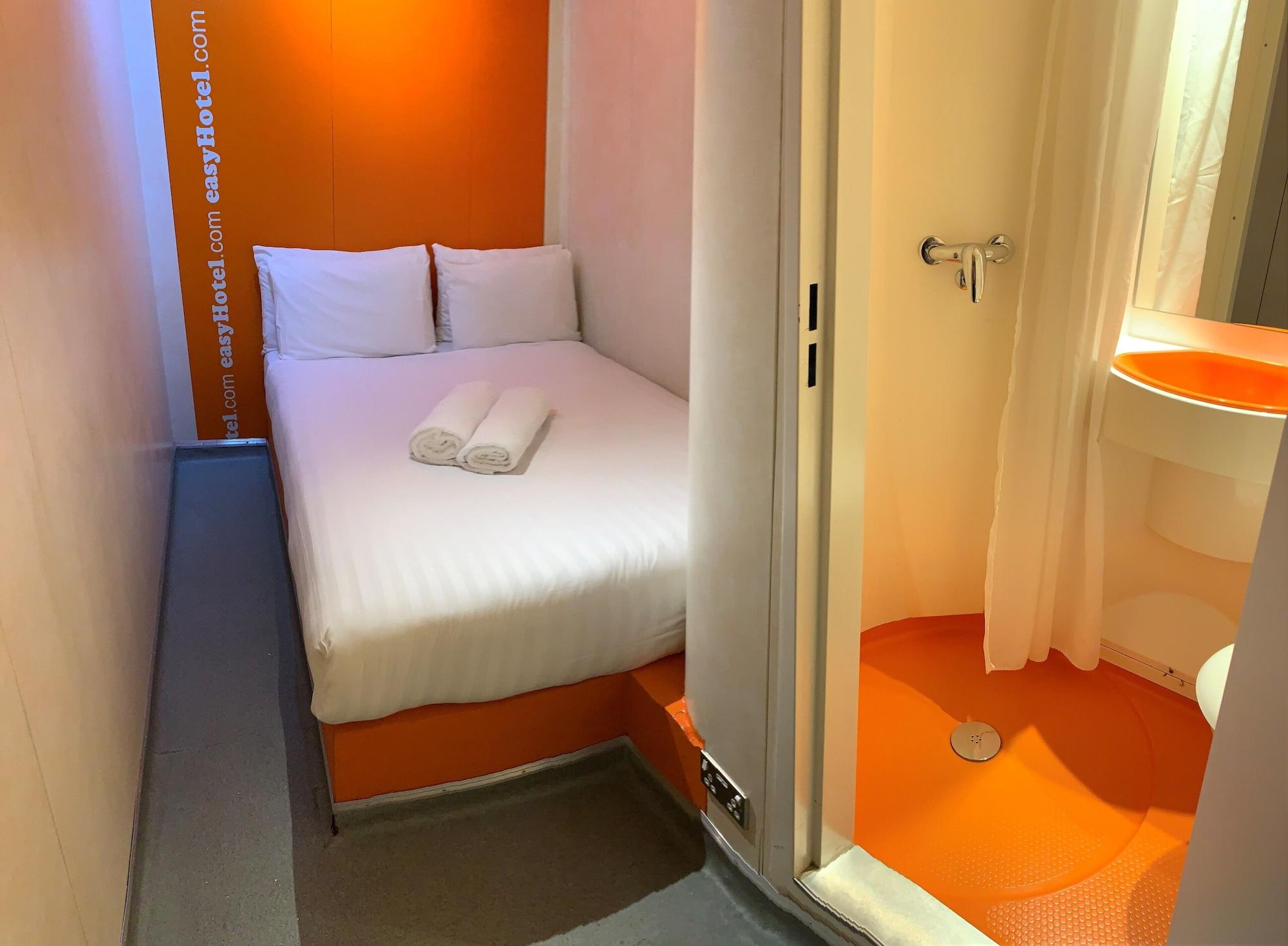 Easyhotel South Kensington Londra Dış mekan fotoğraf