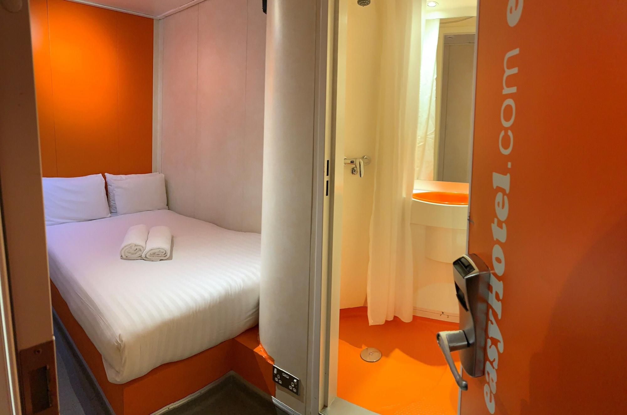 Easyhotel South Kensington Londra Dış mekan fotoğraf