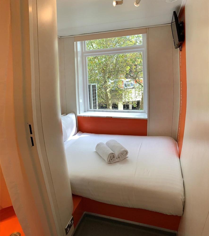 Easyhotel South Kensington Londra Dış mekan fotoğraf